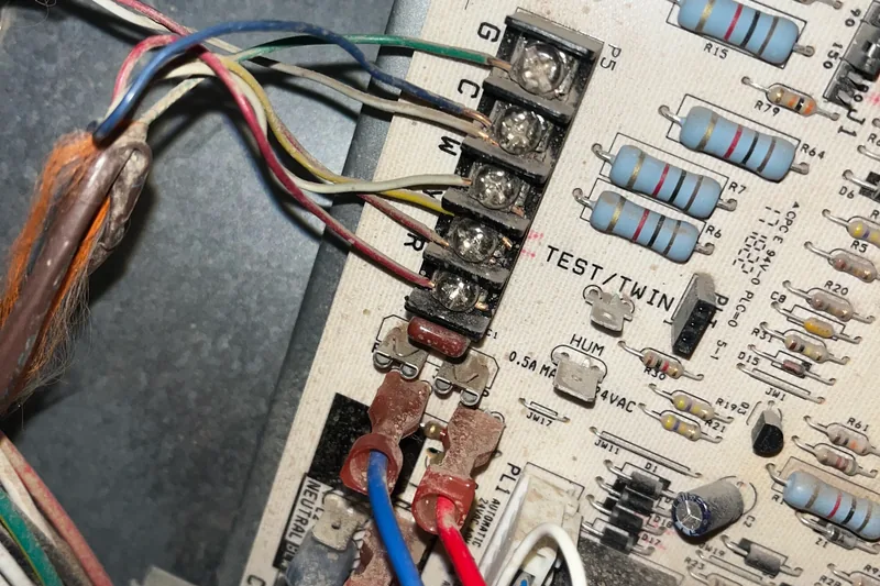 Prime Appliance Repair Pros South Holland commercial dispatch hub and electronic diagnostic testing bench